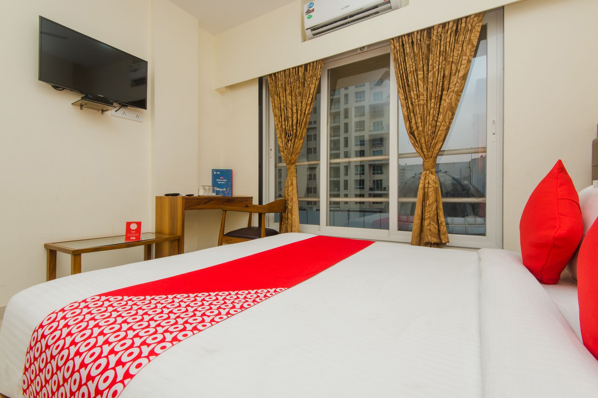 Oyo 11441 Hotel Blue Bells Residency Bombaim Exterior foto